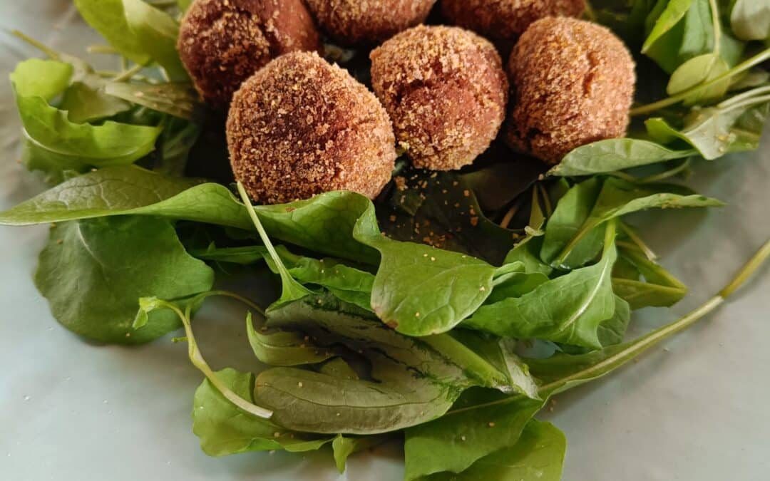 Polpettine di carne con salsa di yogurt